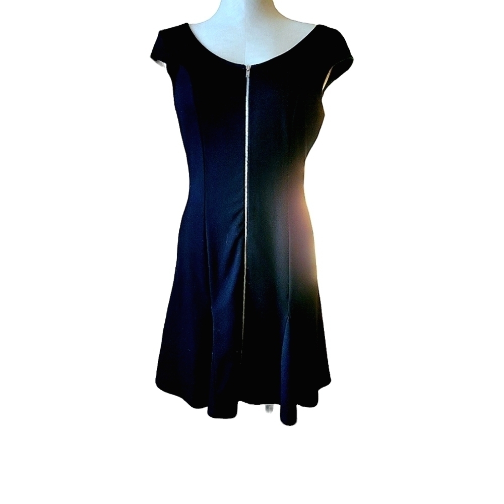 Casual Couture Black Dress w/ Full Frontal Zipper1